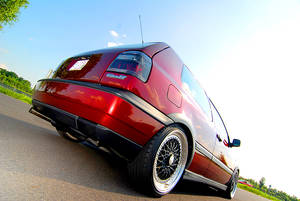 VOLKSWAGEN Golf III VR6
