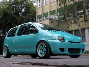 RENAULT Twingo