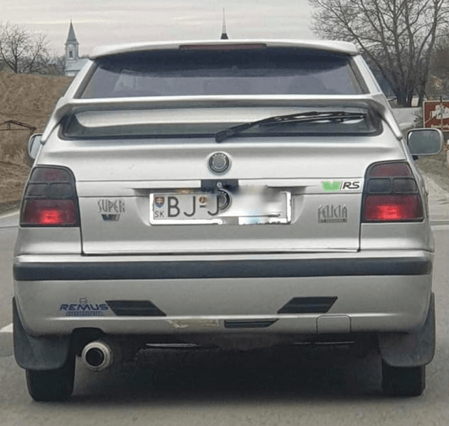 Króm rendszámtábla keret tuning