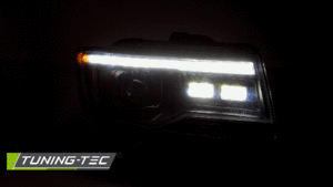 Tuning-Tec Chrysler Jeep Grand Cherokee 2014-2021-ig, DRL, futófényes index-el, fekete Xenon, üdvözlőfény funkciós tuning lámpa 3