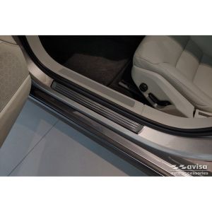 Avisa Avisa Black Inox küszöbvédők Volvo V90 és V90 Cross Country 2016-hoz- - "Lines" - 4 részes Door sill protectors