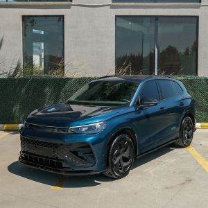 Oneway Egyirányú komplett karosszériakészlet Volkswagen Tiguan III (CT1) R-Line 2024-hez - Fényes fekete Complete body kits