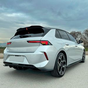 Oneway Egyirányú hátsó diffúzor alkalmas Opel Astra L HB 5-deurs 2021- - Fényes fekete Diffusers