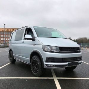 Oneway Oneway Set Kerékív-betét Volkswagen Transporter T6 2015-2019 típushoz (rövid tengelytáv) - Matt fekete Side skirts